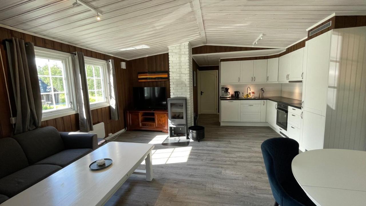 Stor Hytte I Olderfjord Villa Russenes Kültér fotó